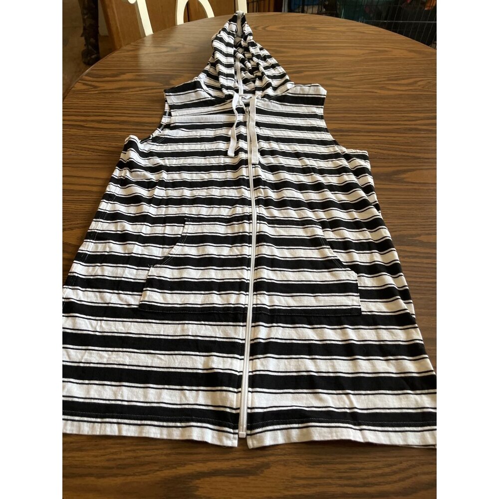 Croft & Barrie sleeveless hooded zip front dress cover-up size Medium